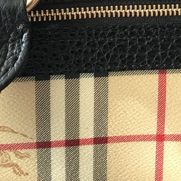 Vintage BEIGE HAYMARKET CHECK POCKET TOTE - Picture 13 of 14